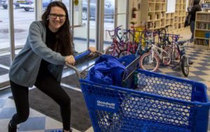 Tara with the CArt